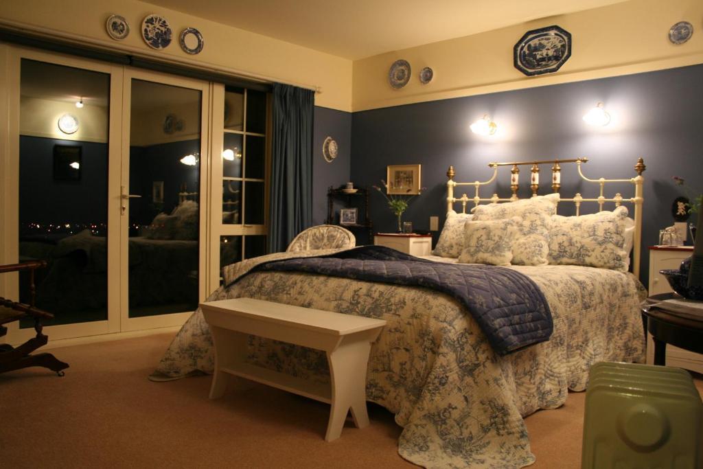 Hokitika Heritage Lodge Room photo